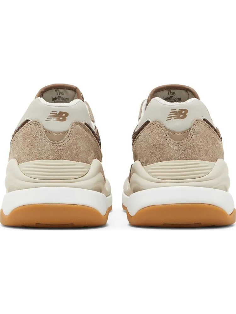 Кроссовки New Balance 57/40 'Mushroom Black Coffee' — изображение 6 из 8, коричневый