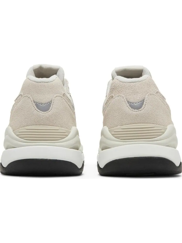 Кроссовки New Balance 57/40 'Moonbeam' — изображение 6 из 8, бежевый