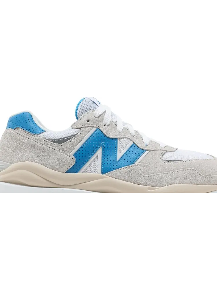 Кроссовки New Balance 57/40 'Sea Salt Helium' — изображение 2 из 8, бежевый