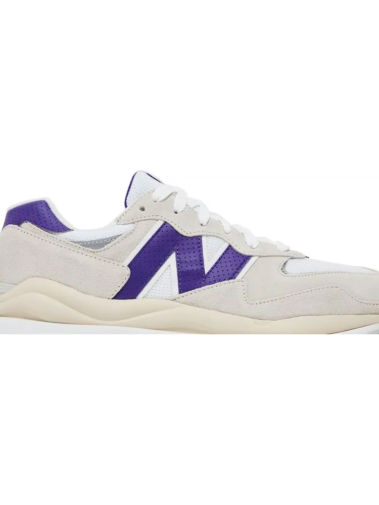Кроссовки New Balance 57/40 'Sea Salt Prism Purple' — изображение 2 из 8, белый