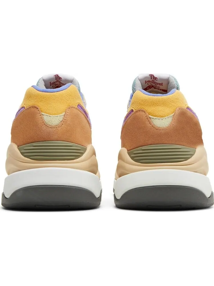 Кроссовки New Balance 57/40 'Calm Taupe Vibrant Apricot' — изображение 6 из 8, серый