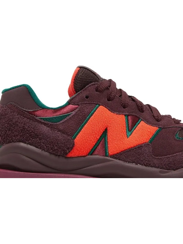 Кроссовки New Balance 57/40 'Henna Neo Flame' — изображение 2 из 8, красный