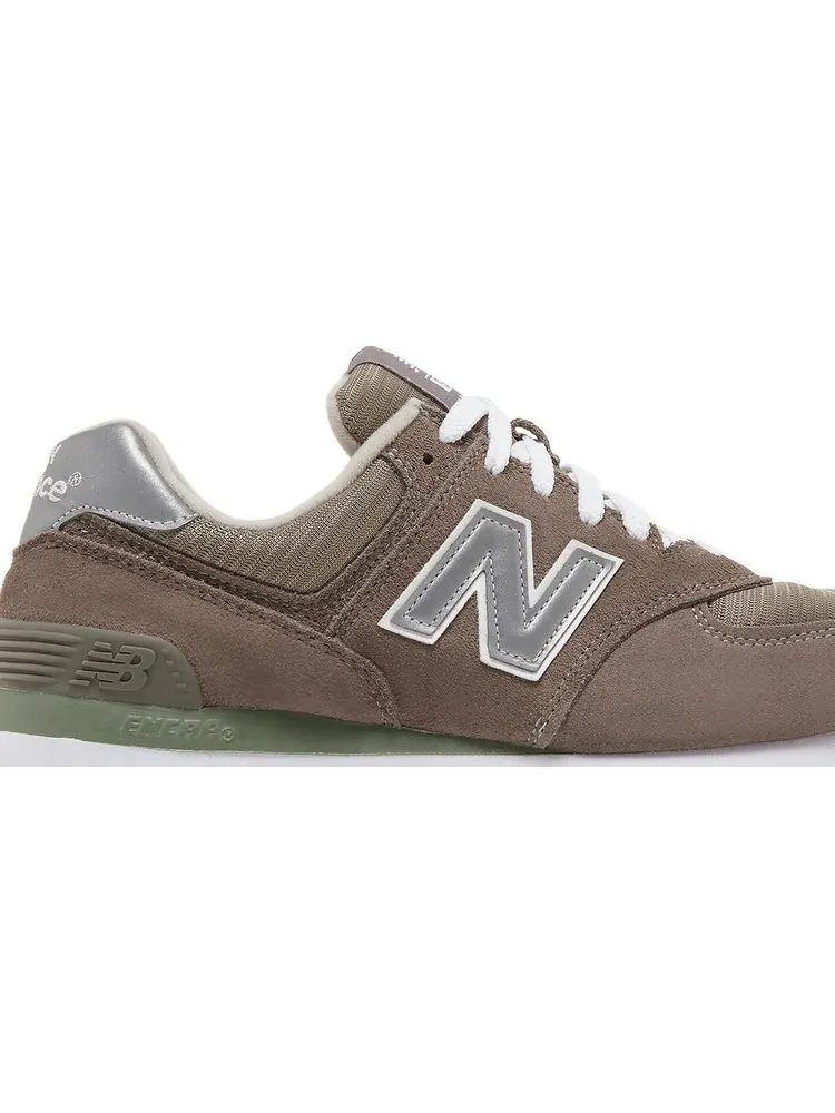 Кроссовки New Balance 574 M574 — изображение 2 из 8, серый/серебристый