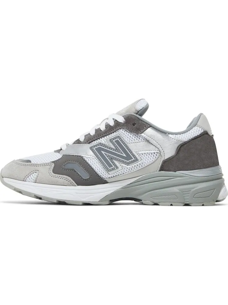 Кроссовки New Balance BEAMS x Paperboy Paris x 920 Made in England 'Ice Boy' — изображение 3 из 10, серый