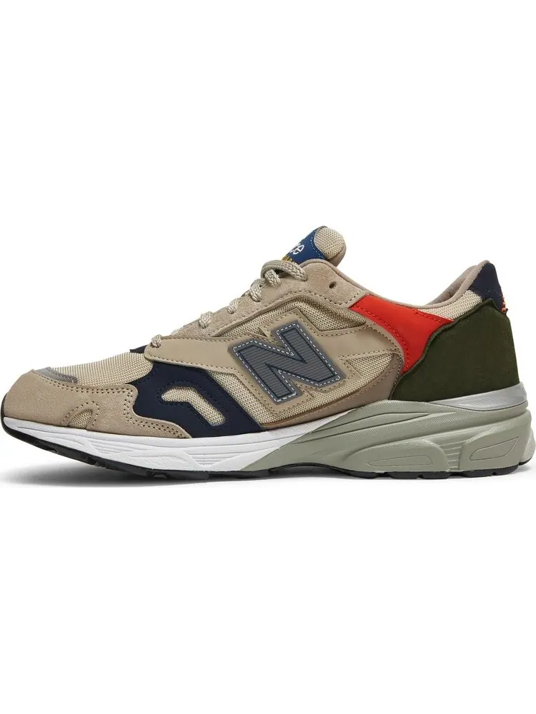 Кроссовки New Balance 920 Made in England 'Sand Dark Green' — изображение 3 из 8, загар