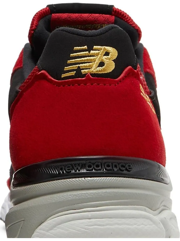 Кроссовки New Balance 920 'Chinese New Year - Year Of The Ox' — изображение 7 из 8, красный