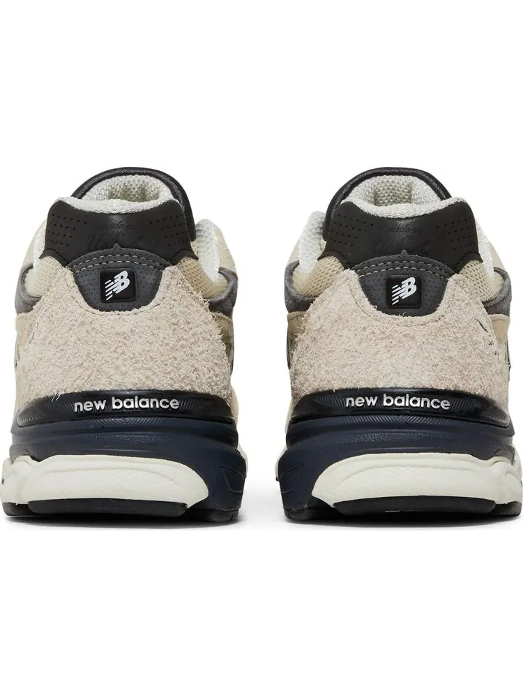 Кроссовки New Balance Teddy Santis x 990v3 Made in USA 'Moonbeam' — изображение 6 из 8, загар