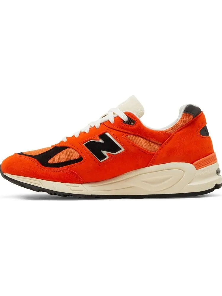 Кроссовки New Balance Teddy Santis x 990v2 Made in USA 'Marigold' — изображение 3 из 8, оранжевый