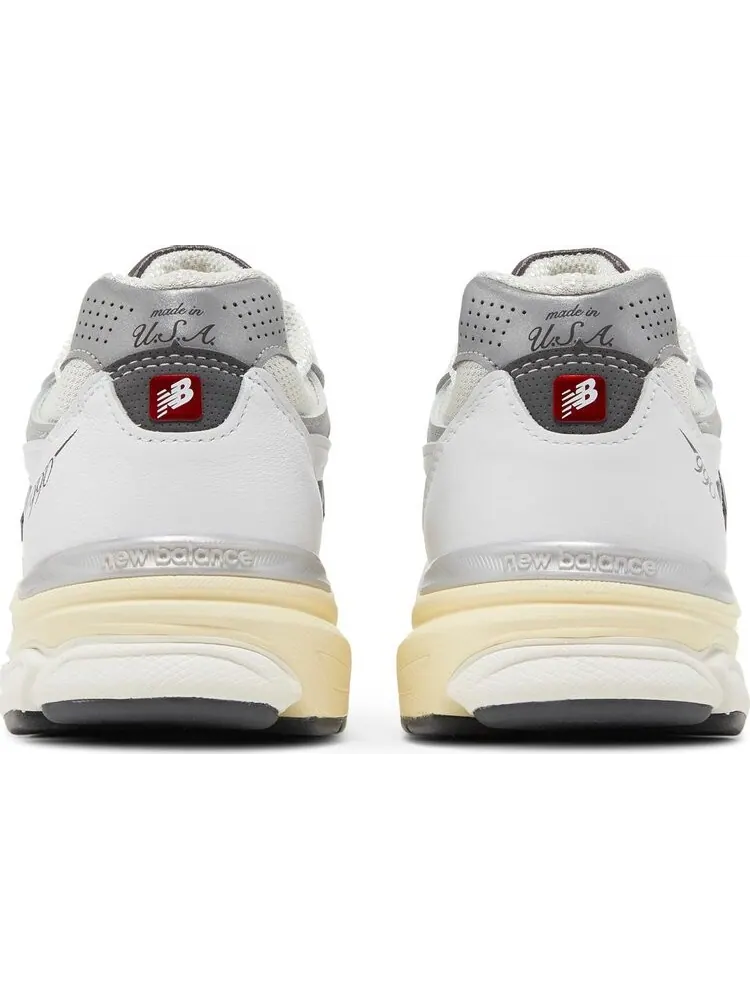 Кроссовки New Balance Teddy Santis x 990v3 Made in USA 'Sea Salt' — изображение 6 из 8, белый