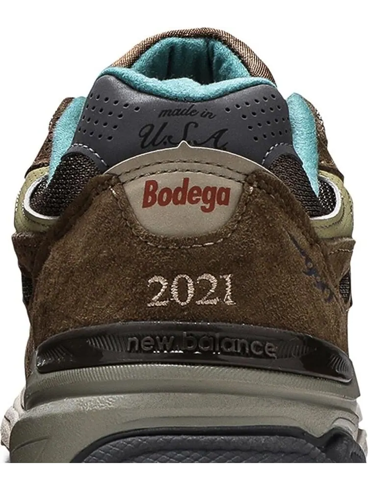 Кроссовки New Balance 990v3 Bodega 'Anniversary' (Made in USA) — изображение 7 из 8, коричневый