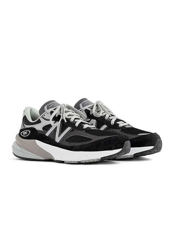 Кроссовки New Balance 990v6 — изображение 2 из 4, черный