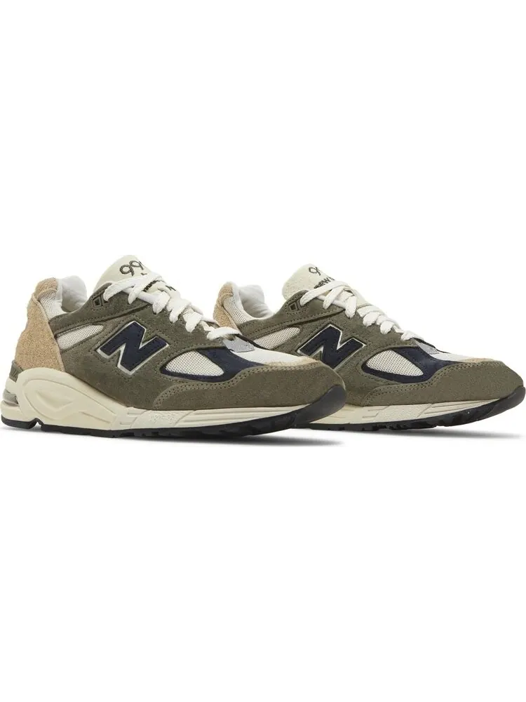 Кроссовки New Balance Teddy Santis x 990v2 Made in USA 'Grey' — изображение 8 из 8, серый
