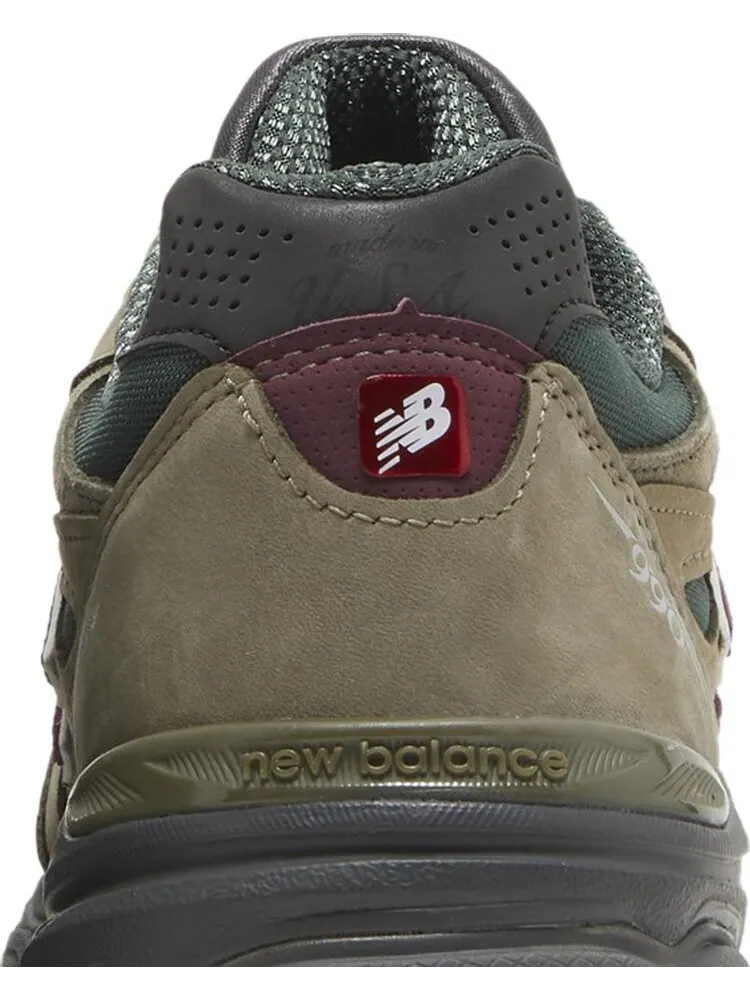 Кроссовки New Balance Teddy Santis x 990v3 Made in USA 'Green Purple' — изображение 7 из 8, зеленый