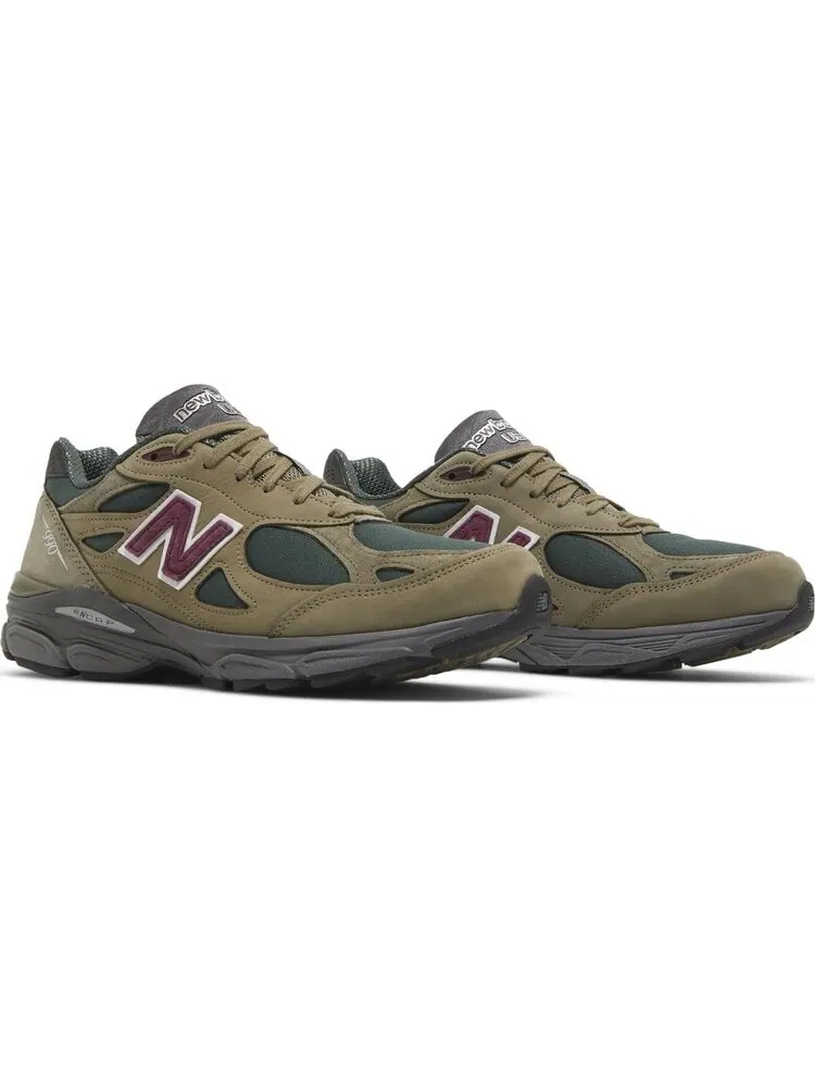 Кроссовки New Balance Teddy Santis x 990v3 Made in USA 'Green Purple' — изображение 8 из 8, зеленый