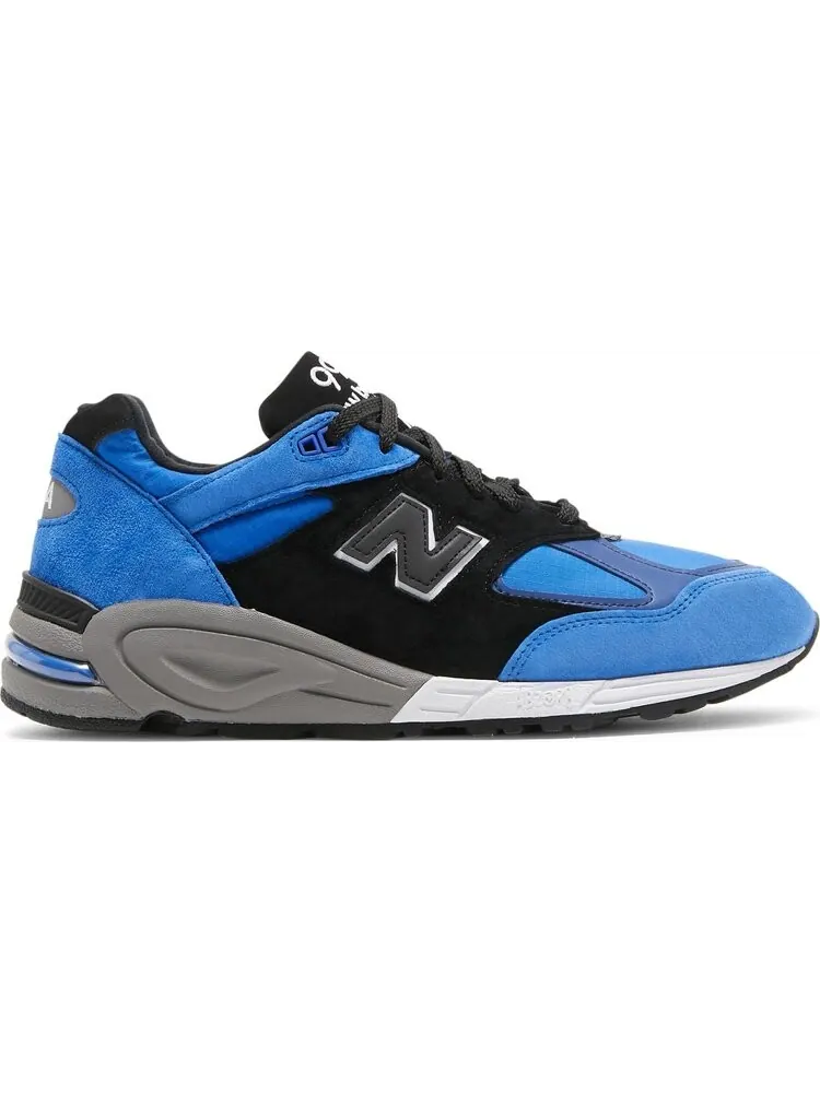 Кроссовки New Balance 990v2 Made in USA 'Blue Suede', премиальная замша — изображение 1 из 8, синий