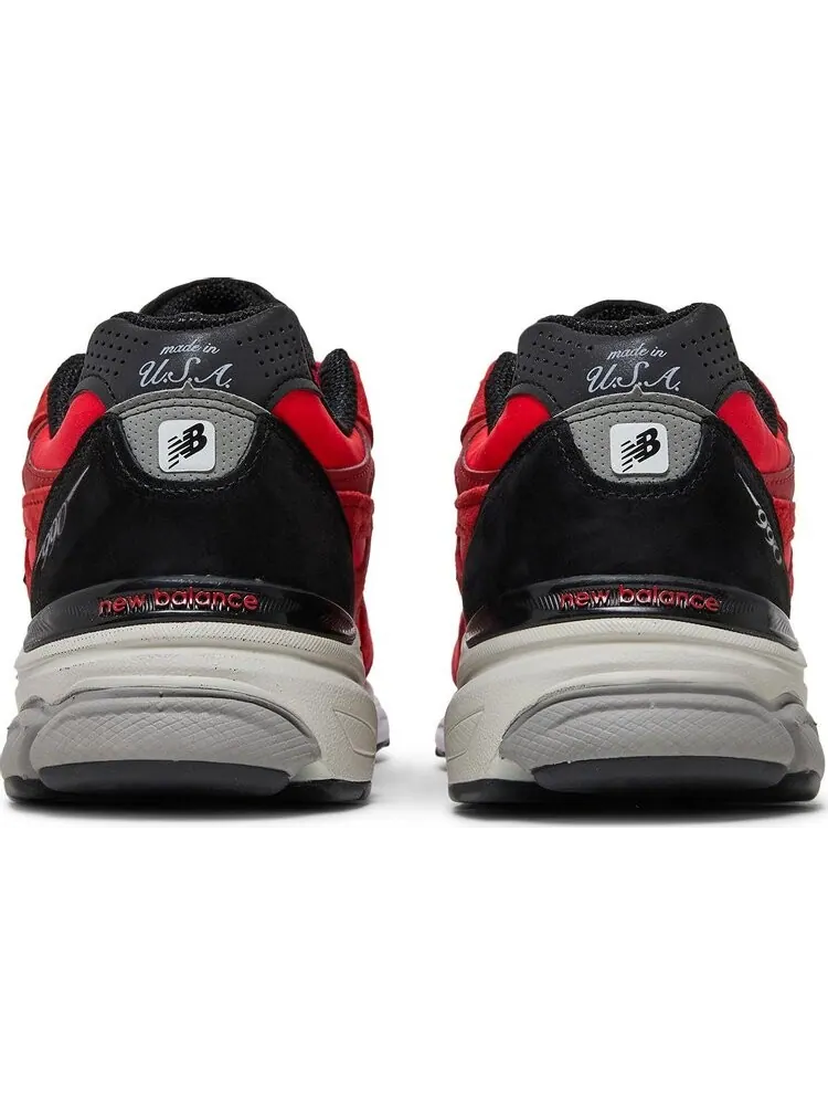 Кроссовки New Balance 990v3 'Red Suede' Made In USA — изображение 6 из 8, красный