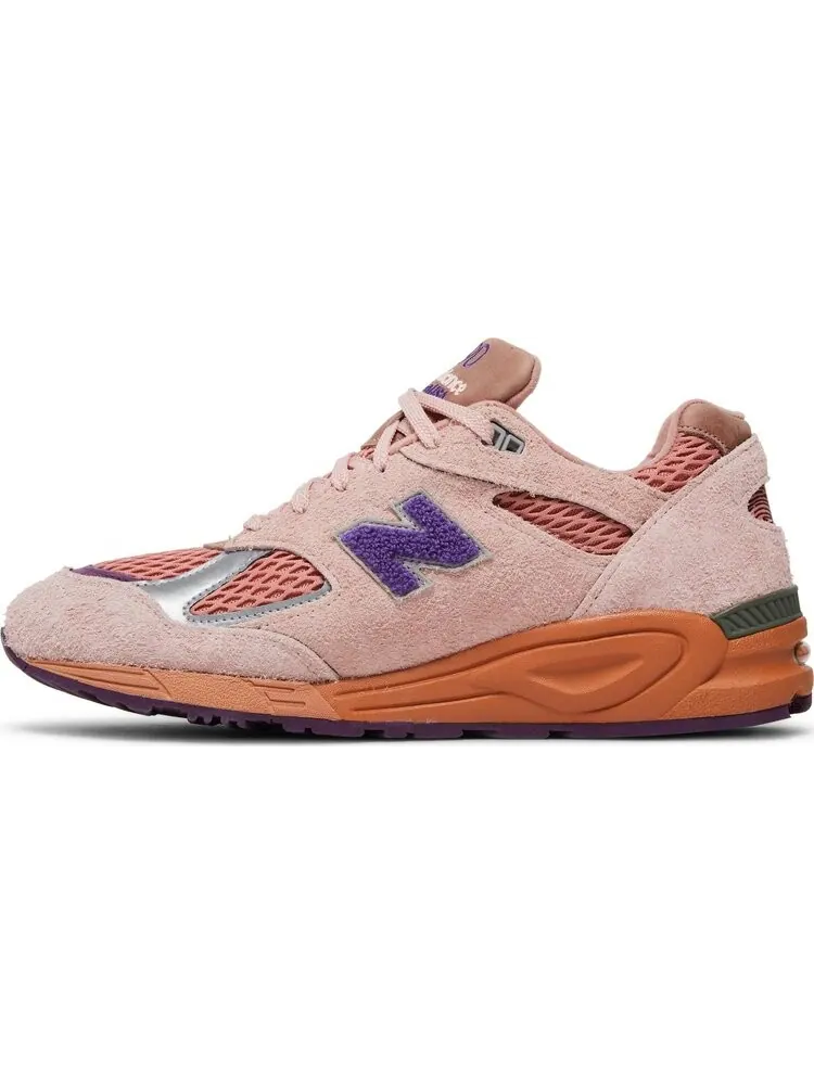 Кроссовки New Balance Salehe Bembury x 990v2 Made in USA 'Sand Be The Time' — изображение 3 из 8, розовый