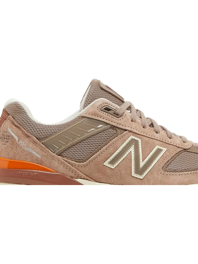 Кроссовки New Balance Slow Steady Club x 990v5 Made in USA 'Brown' — изображение 2 из 8, коричневый