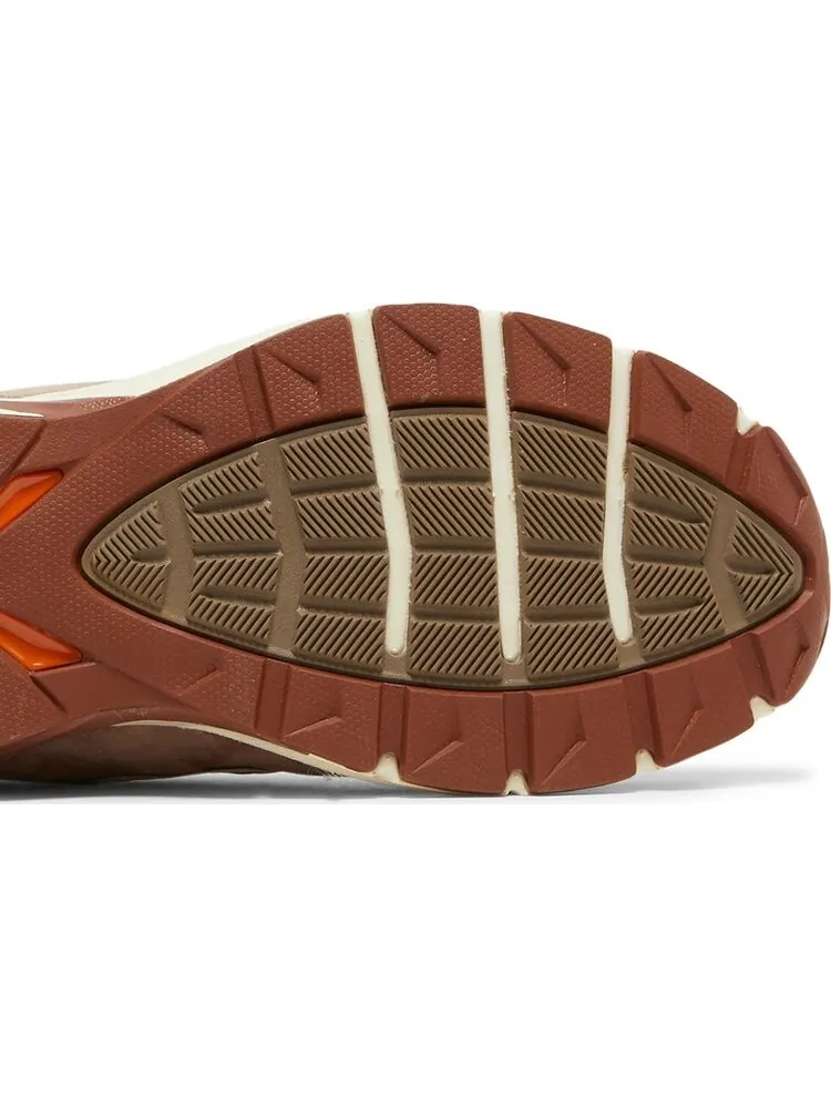 Кроссовки New Balance Slow Steady Club x 990v5 Made in USA 'Brown' — изображение 5 из 8, коричневый