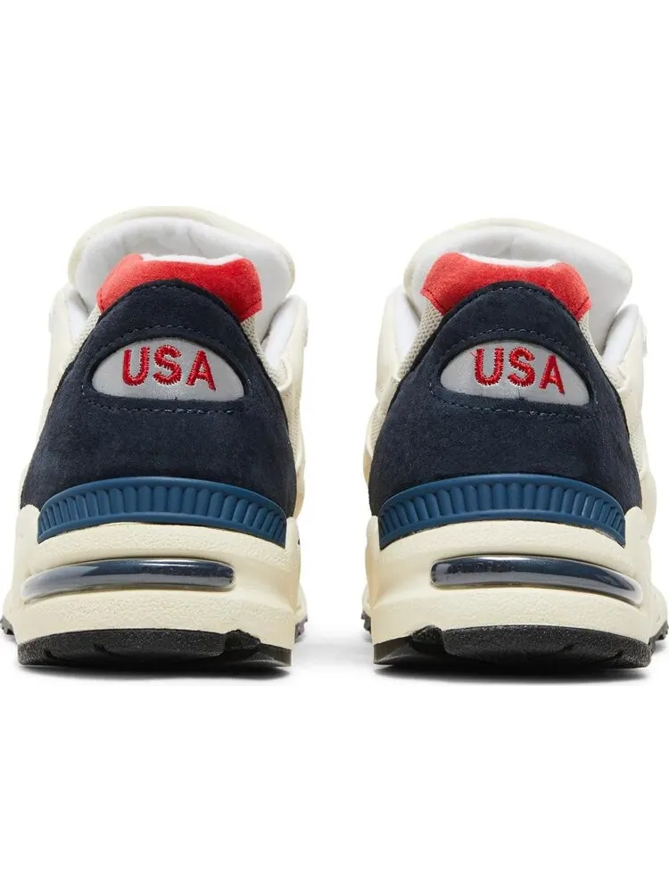 Кроссовки New Balance Teddy Santis x 990v2 Made in USA 'Navy Sea Salt' — изображение 6 из 8, белый