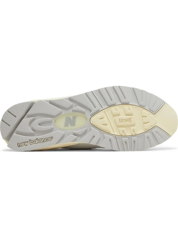 Кроссовки New Balance Teddy Santis x 990v2 Made in USA 'Sea Salt' — изображение 4 из 8, белый