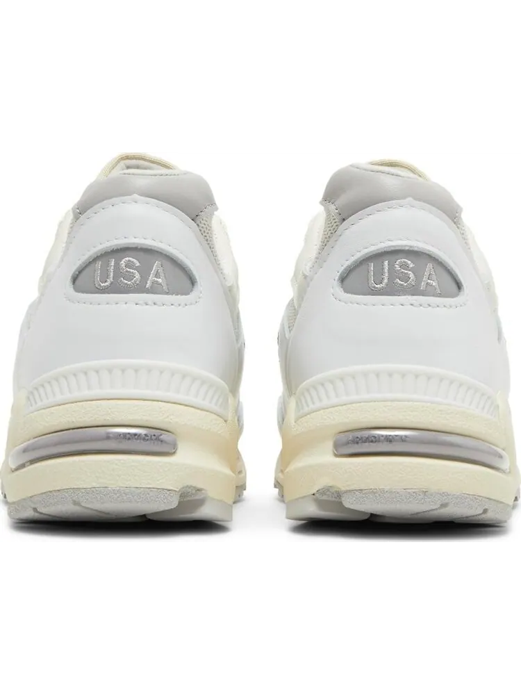 Кроссовки New Balance Teddy Santis x 990v2 Made in USA 'Sea Salt' — изображение 6 из 8, белый