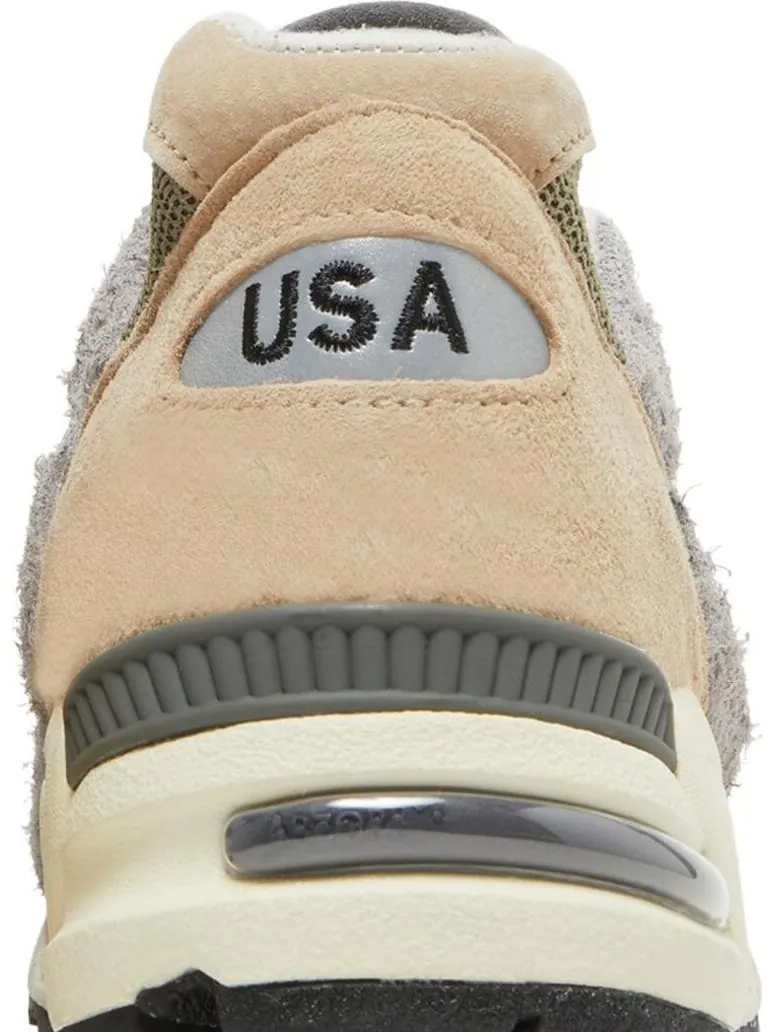 Кроссовки New Balance Teddy Santis x 990v2 Made in USA 'Marblehead' — изображение 7 из 8, серый