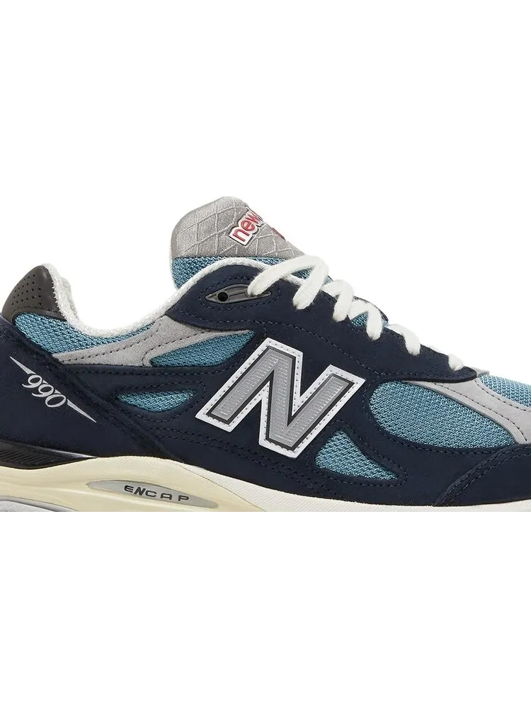 Кроссовки New Balance Teddy Santis x 990v3 Made in USA 'Navy' — изображение 2 из 8, синий
