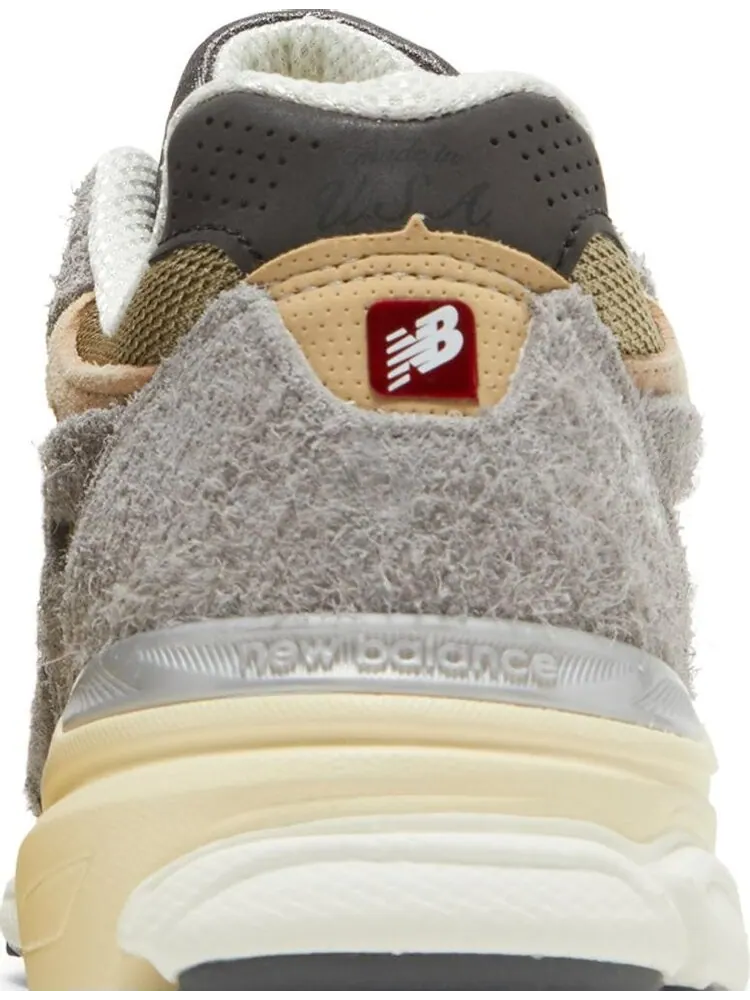 Кроссовки New Balance Teddy Santis x 990v3 Made In USA 'Marblehead' — изображение 7 из 8, серый