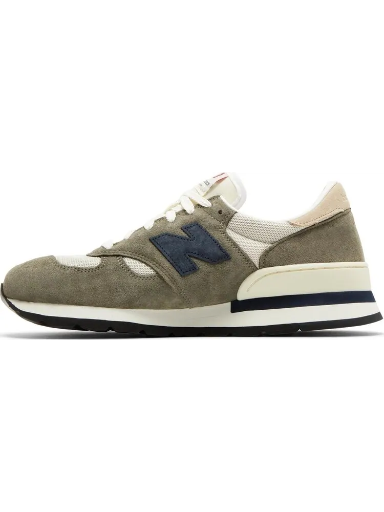 Кроссовки New Balance Teddy Santis x 990v1 Made in USA 'Grey' — изображение 3 из 8, серый