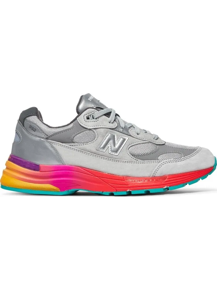 Кроссовки New Balance 992 Made in USA 'Grey Multi' — изображение 1 из 8, серый