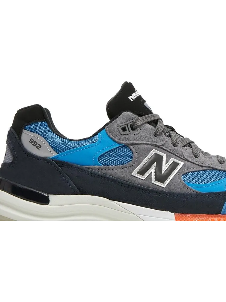 Кроссовки New Balance 992 Made in USA 'Blue Grey' — изображение 2 из 8, синий