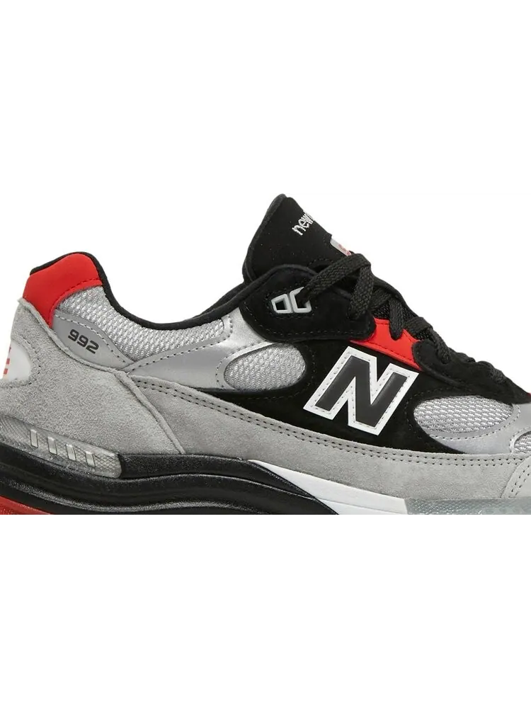 Кроссовки New Balance DTLR x 992 Made in USA 'Discover & Celebrate' — изображение 2 из 8, серый