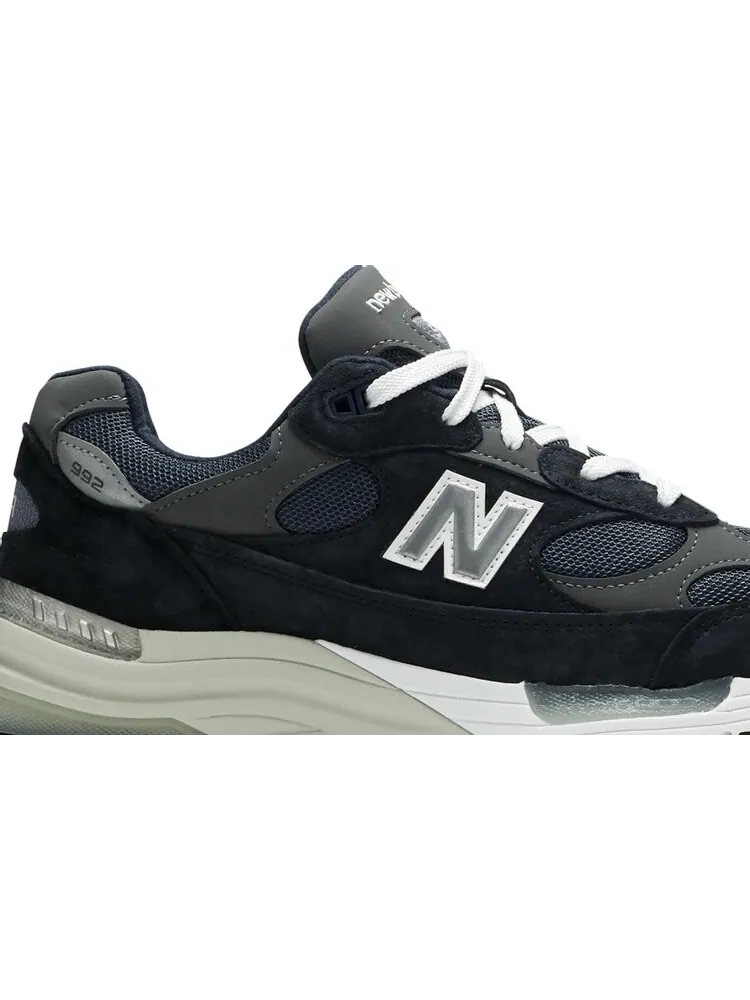 Кроссовки New Balance 992 Made in USA 'Navy Grey' — изображение 2 из 8, синий