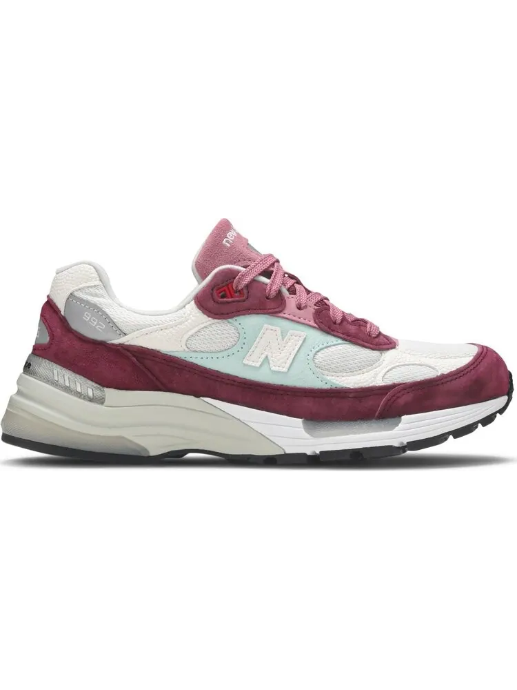 Кроссовки New Balance Kith x 992 Made in USA 'Kithmas Collection - Burgundy Reef' — изображение 1 из 8, красный