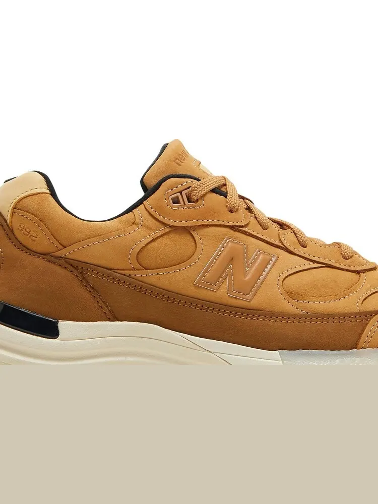 Кроссовки New Balance 992 Made in USA 'Wheat' — изображение 2 из 8, коричневый