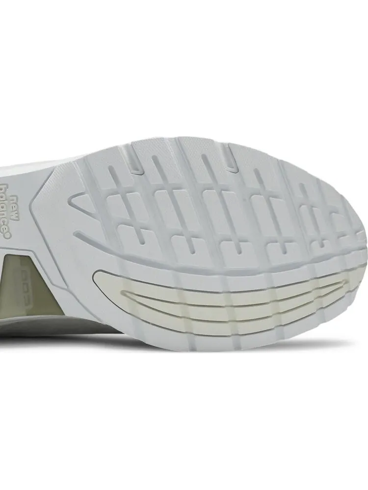 Кроссовки New Balance 992 Made in USA 'White Silver' — изображение 5 из 8, серый