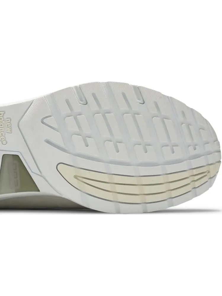 Кроссовки New Balance Paperboy Paris x 992 Made in USA 'Fried Egg' — изображение 5 из 8, бежевый