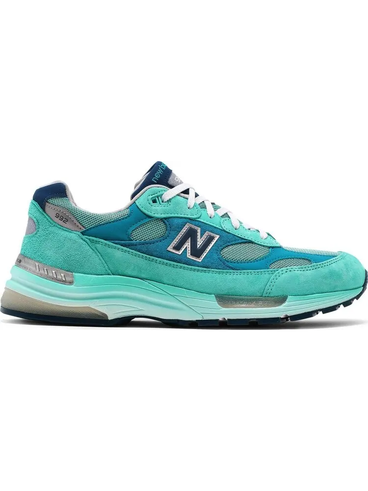 Кроссовки New Balance 992 Made in USA 'Blue Silver Metallic' — изображение 1 из 8, синий