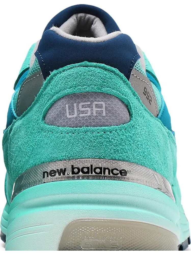 Кроссовки New Balance 992 Made in USA 'Blue Silver Metallic' — изображение 7 из 8, синий