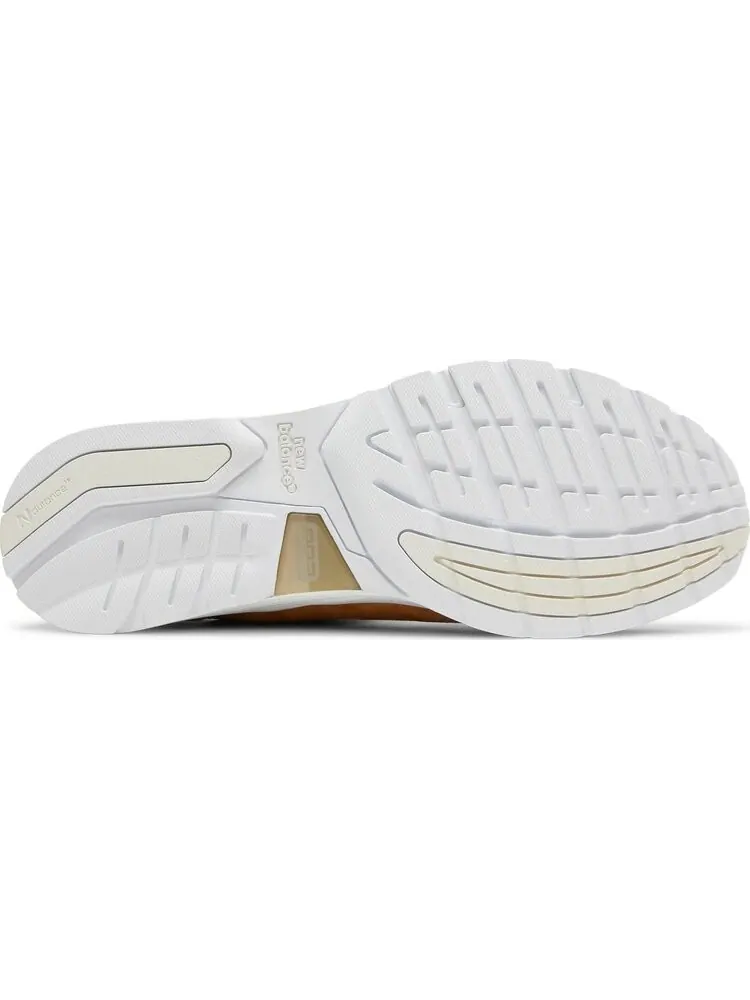 Кроссовки New Balance Todd Snyder x 992 Made in USA 'From Away' — изображение 4 из 8, загар