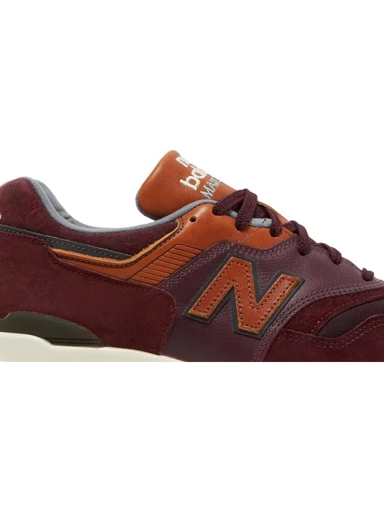 Кроссовки New Balance 997 Made in USA 'Ski Pack - Burgundy' — изображение 2 из 8, красный