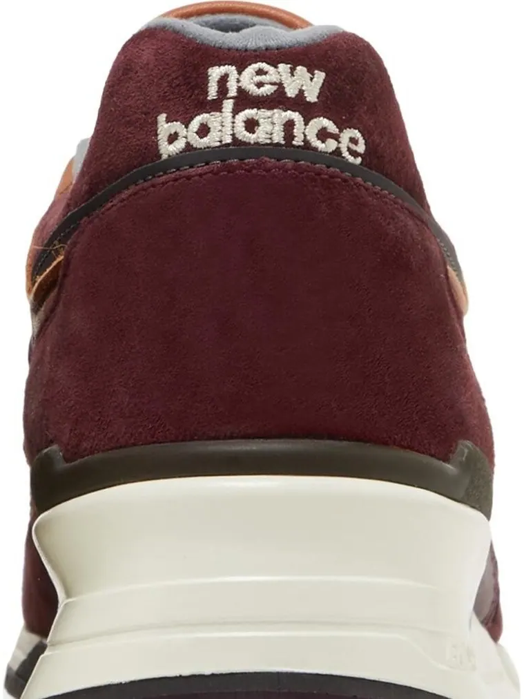 Кроссовки New Balance 997 Made in USA 'Ski Pack - Burgundy' — изображение 7 из 8, красный
