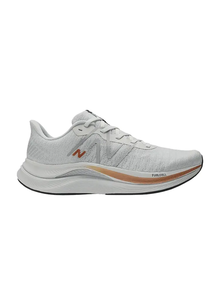Кроссовки New Balance FuelCell Propel v4 — изображение 1 из 1, серый металлик