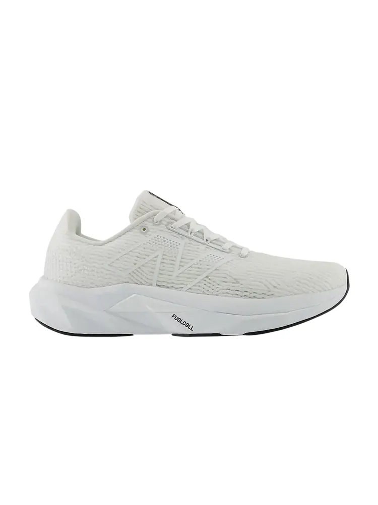 Кроссовки New Balance FuelCell Propel v5 — изображение 1 из 1, белый
