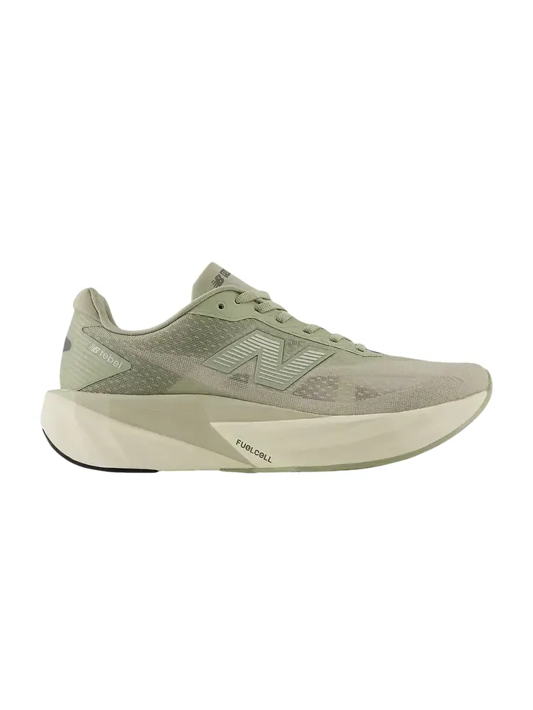 Кроссовки New Balance FuelCell Rebel V5 Wide — изображение 1 из 1, оливин