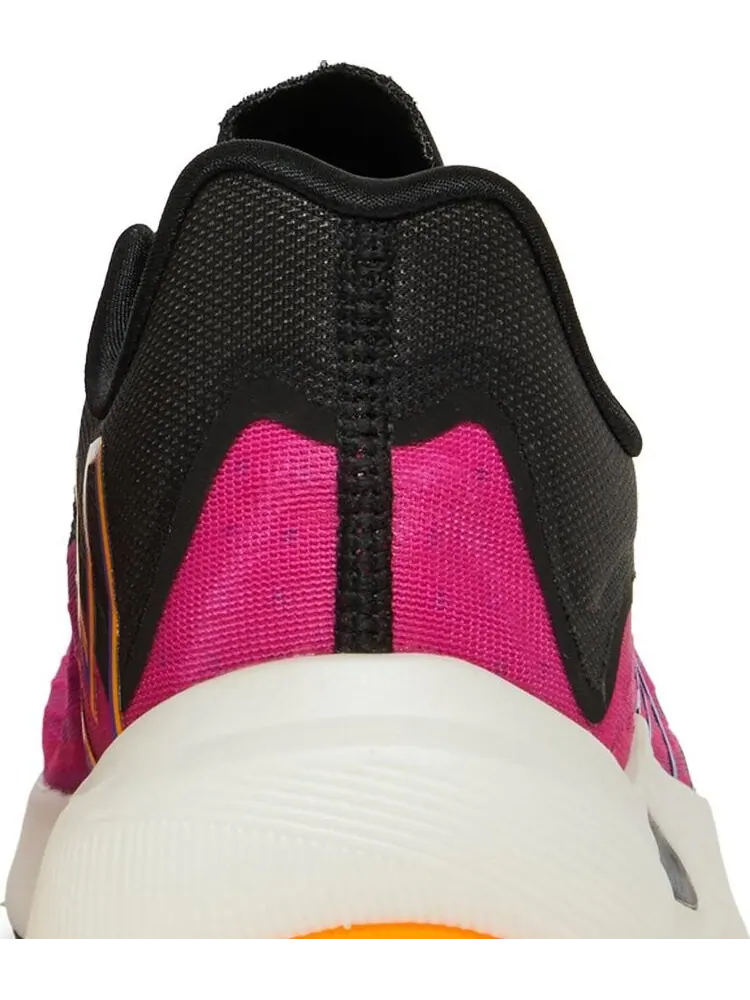 Кроссовки New Balance FuelCell Rebel v2 'Pink Glow Black' — изображение 7 из 8, розовый