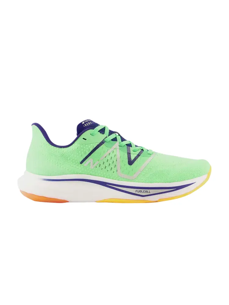 Кроссовки New Balance FuelCell Rebel v3 — изображение 1 из 1, зеленый