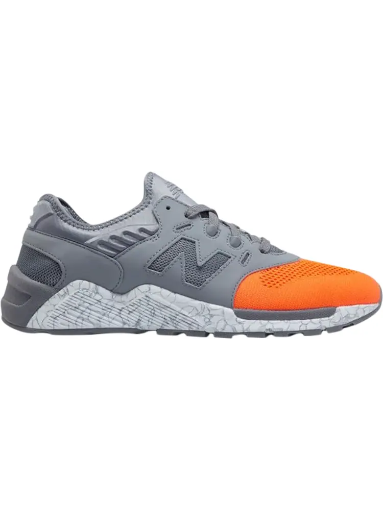 Кроссовки New Balance 9 — изображение 1 из 1, серый
