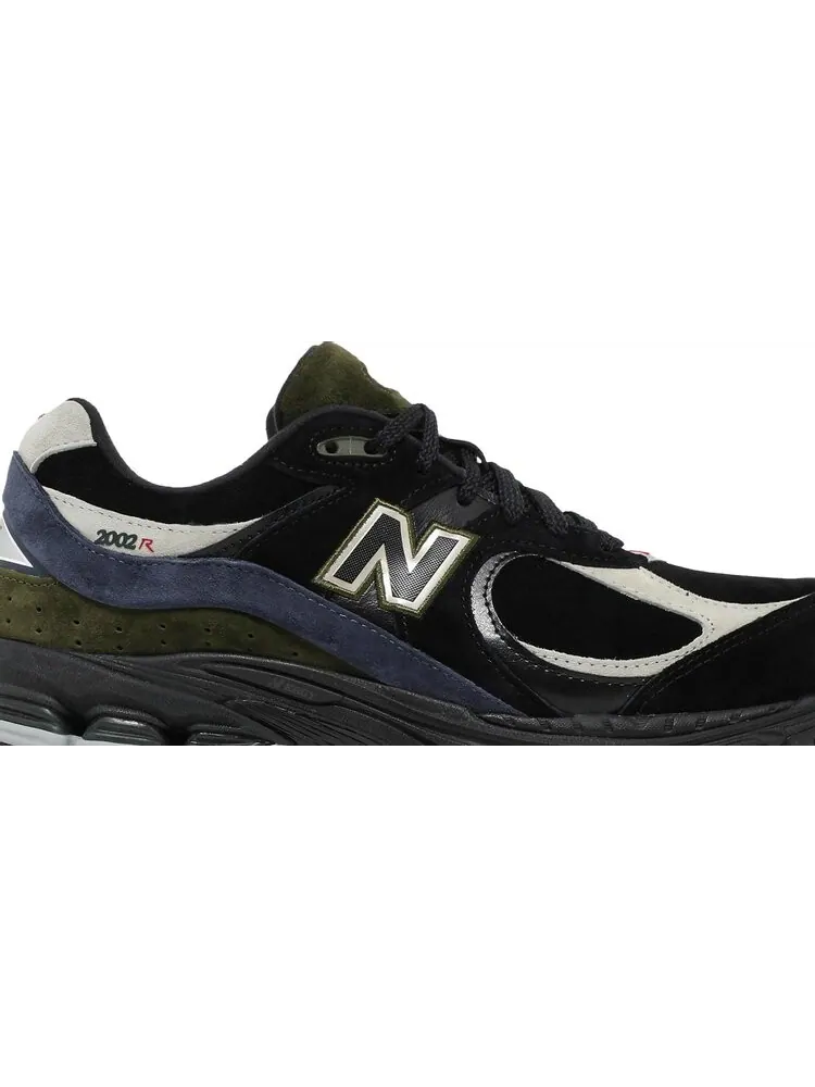 Кроссовки New Balance 2002R 'Chinese New Year - Year Of The Ox' — изображение 2 из 8, черный